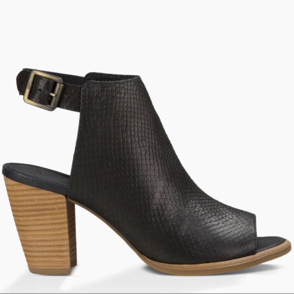 UGG Women's Audrey Exotic Black Leather Pump - 10